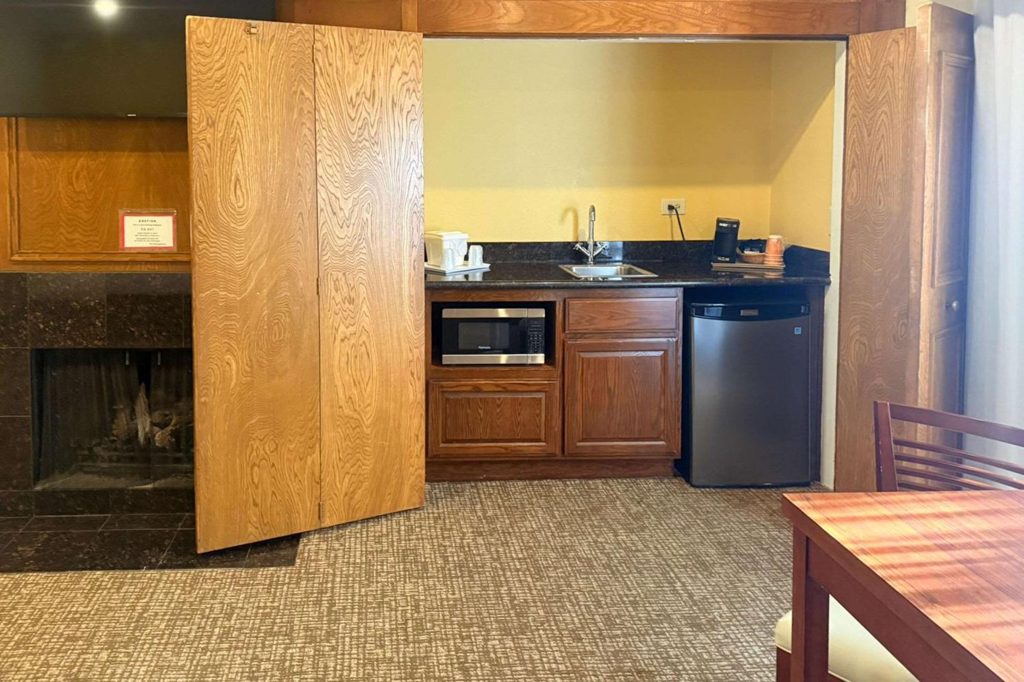Comfort Inn Monterey Peninsula Airport Dış mekan fotoğraf